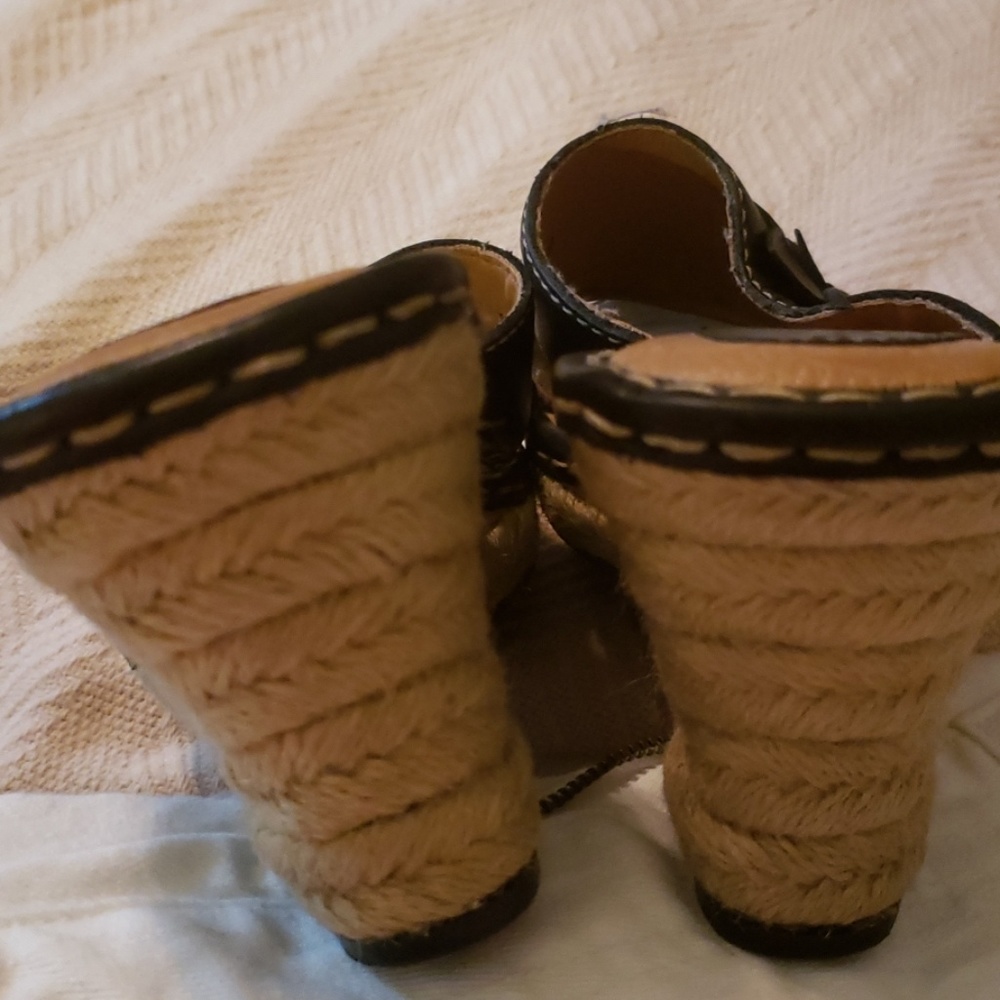 Flower sandals - Picture 3 of 4